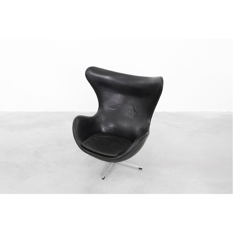 Egg Chair by Arne Jacobsen for Fritz Hansen - 1960s