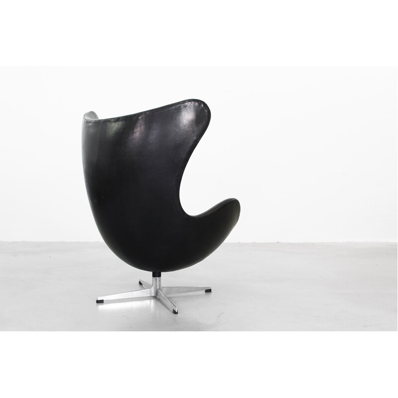 Egg Chair by Arne Jacobsen for Fritz Hansen - 1960s