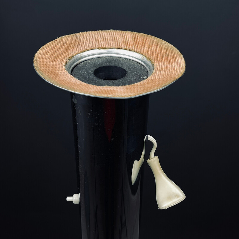 Lámpara de pie vintage de metal con imán de Goffredo Reggiani, Italia años 60