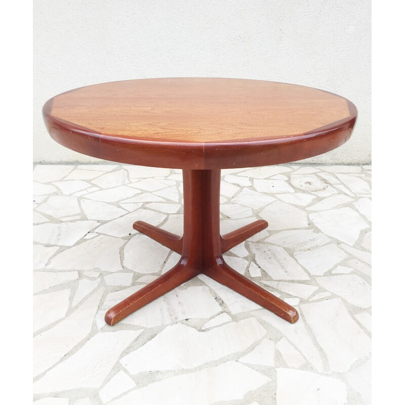 Scandinavian table with central legs for Faarup Møbelfabrik - 1960s