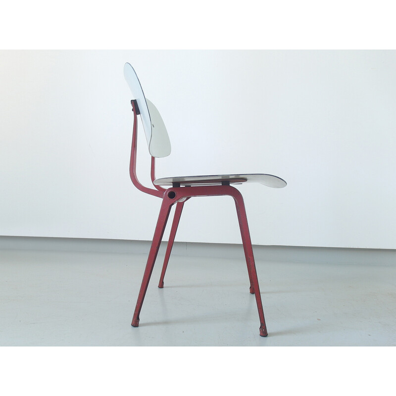 Brawl persoon Bestrooi Vintage Revolt chair by Friso Kramer for Ahrend de Cirkel