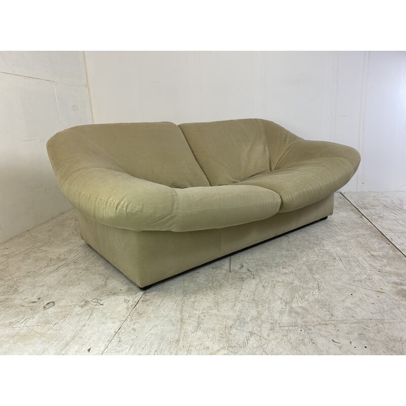 Mid-century beige Alcantara sofa by Leolux, 1970s