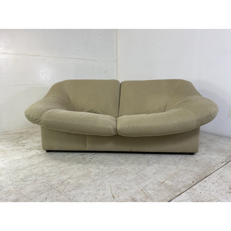 Mid-century beige Alcantara sofa by Leolux, 1970s
