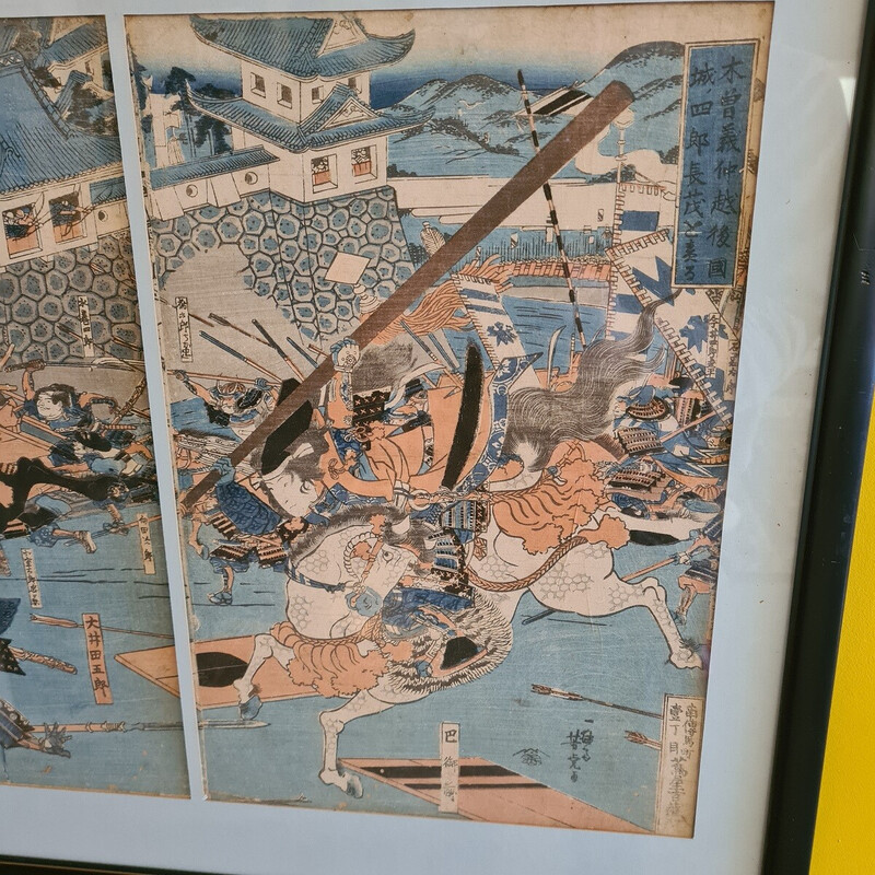 Tríptico japonés antiguo xilografiado por Utagawa Yoshitora