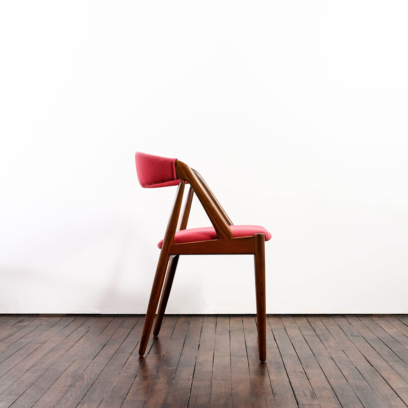 Cadeira Vintage modelo 31 em madeira de teca e tecido vermelho de Kai Kristiansen