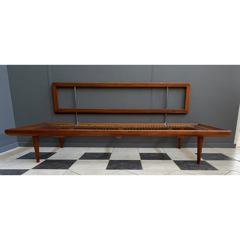 Vintage resting bed by Peter Hvidt for France and Daverkosen