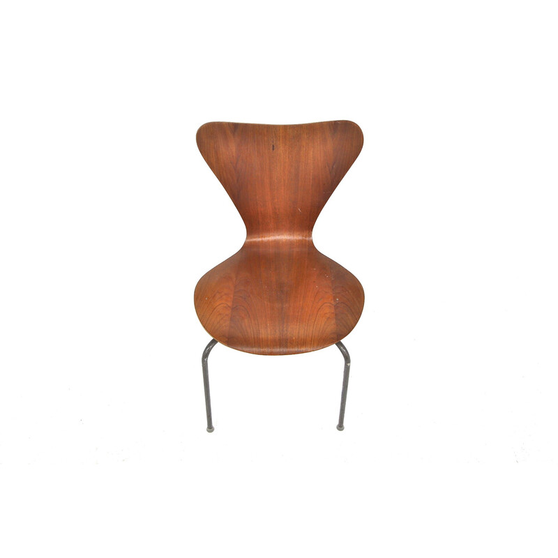 Vintage chair "Sjuan" by Arne Jacobsen for Fritz Hansen, Denmark 1960