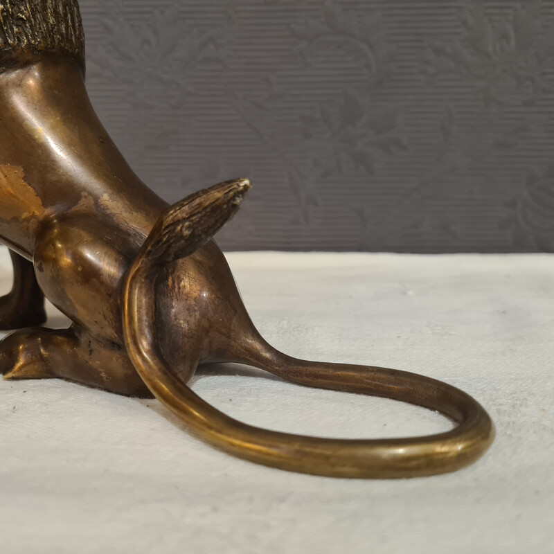 Vintage-Löwe aus vermessingter Bronze