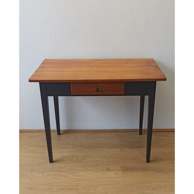 Tavolo da cucina minimalista vintage in legno