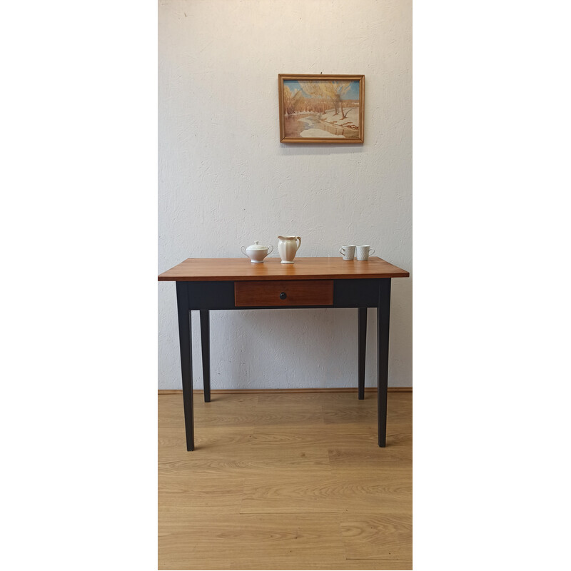 Mesa de cocina vintage minimalista de madera