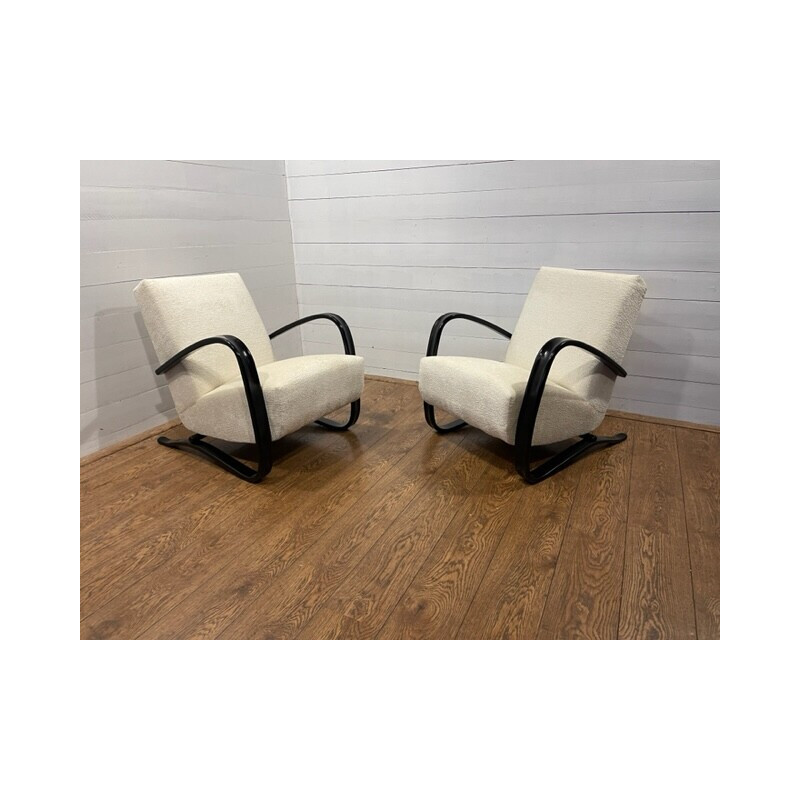 Pair of vintage white armchairs by Jindrich Halabala