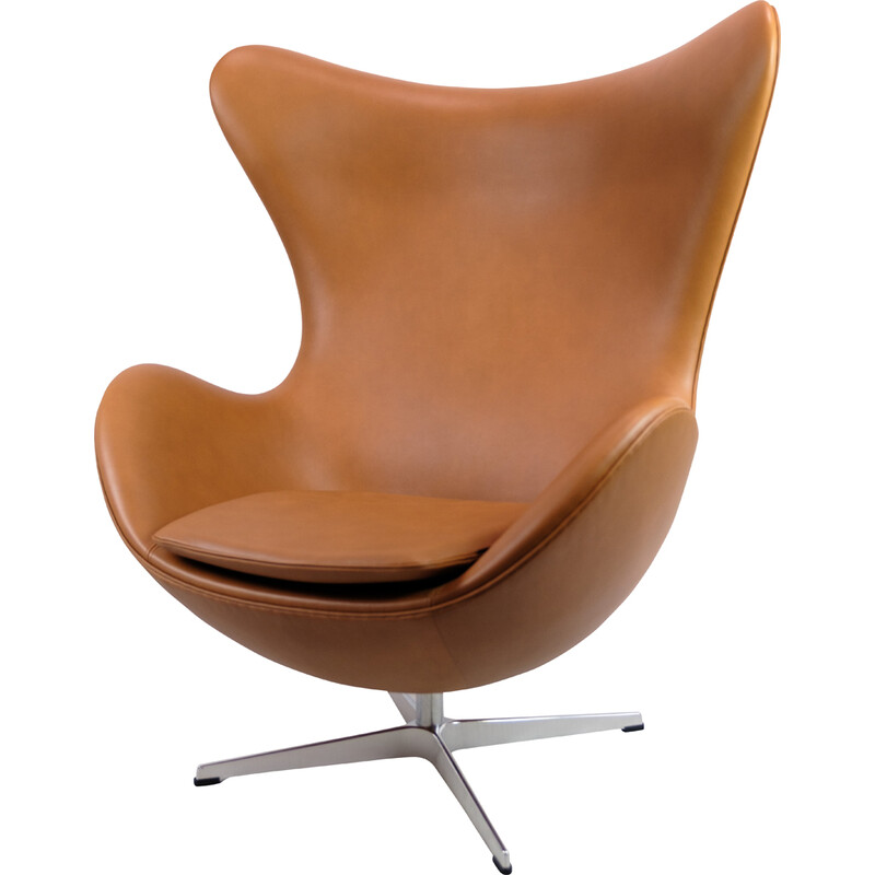 Vintage model 3316 armchair by Arne Jacobsen for Fritz Hansen