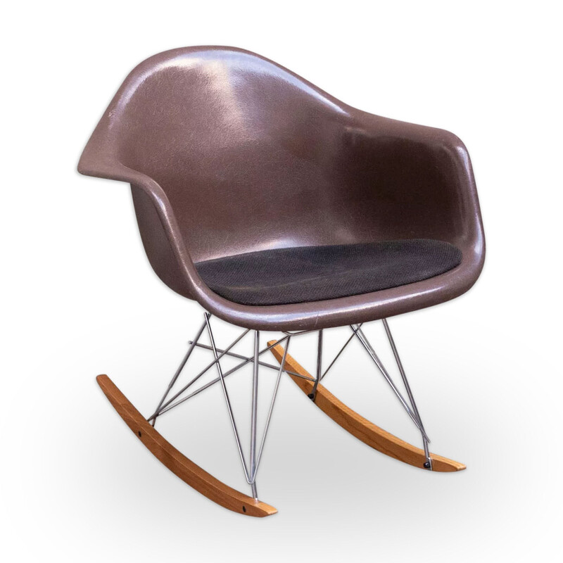 Seal Brown vintage rocking chair by Charles and Ray Eames for Mobilier International, 1970