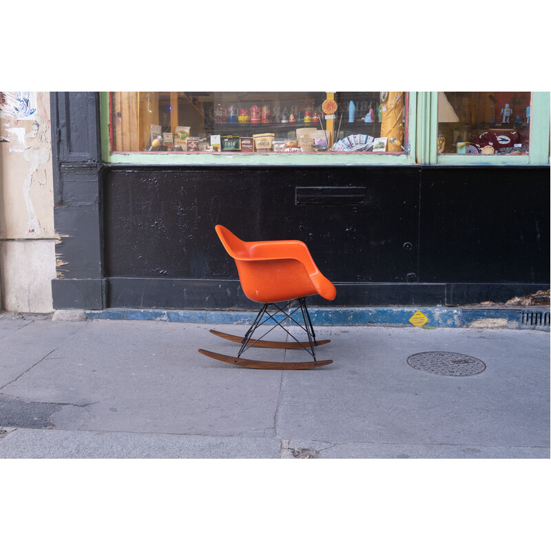 Vintage orange rocking chair by Charles and Ray Eames for Herman Miller, 1970