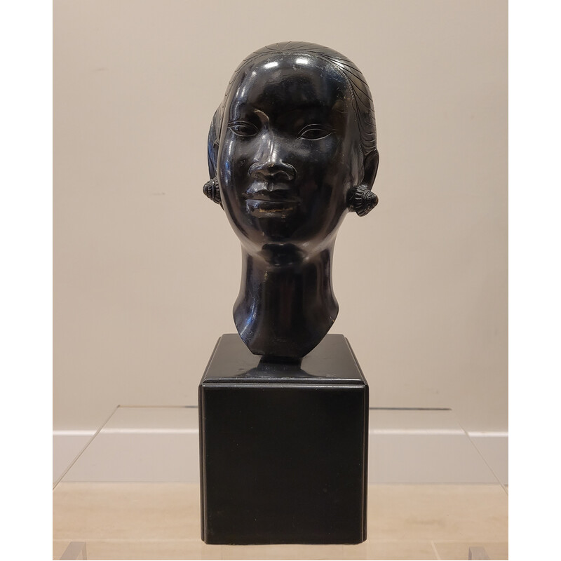 Vintage bronze bust by Nguyen Thanh Le, Vietnam 1950