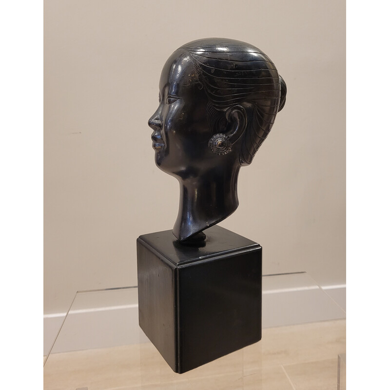 Vintage bronze bust by Nguyen Thanh Le, Vietnam 1950