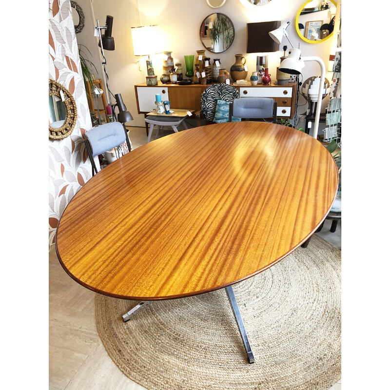 Vintage oval table by Florence Knoll, 1960-1970