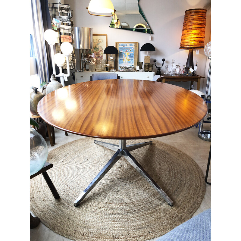 Vintage oval table by Florence Knoll, 1960-1970