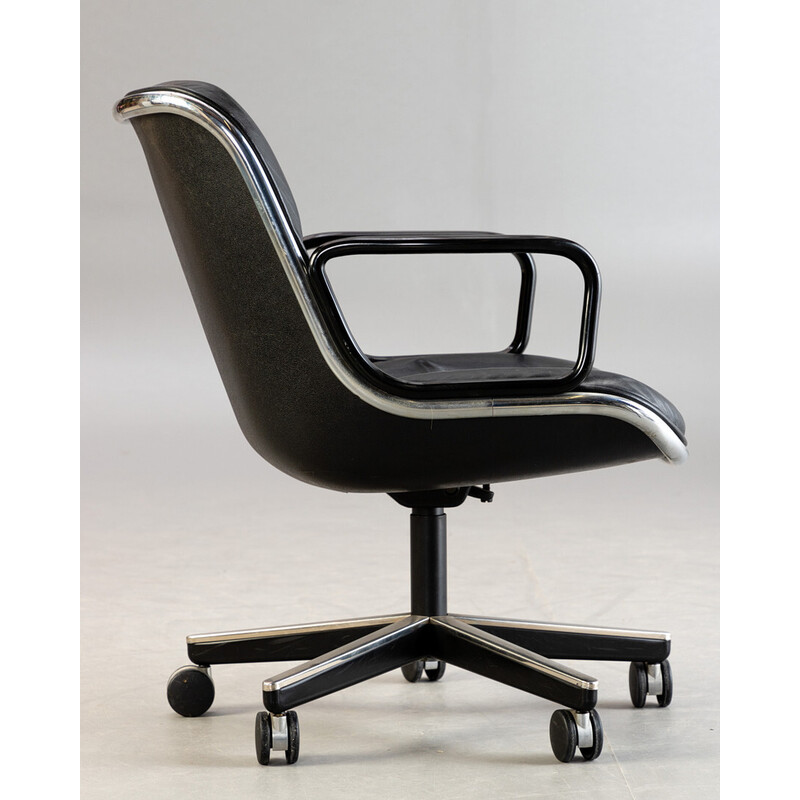 "Executive office" vintage armchair by Charles Pollock for Knoll