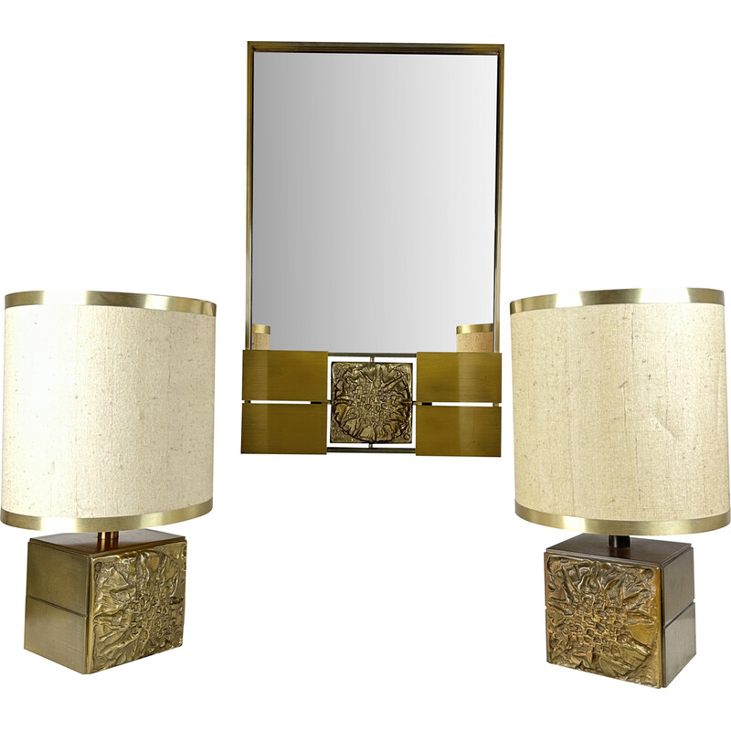 Vintage mirror and lamp by Luciano Frigerio