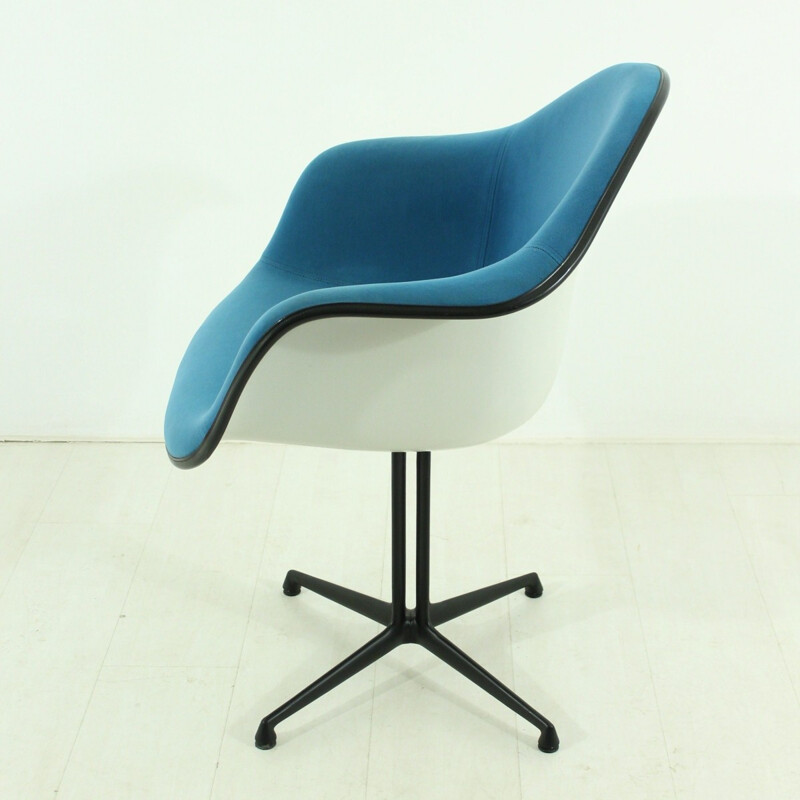 La Fonda Blue armchair by Eames for Herman Miller - 1960s