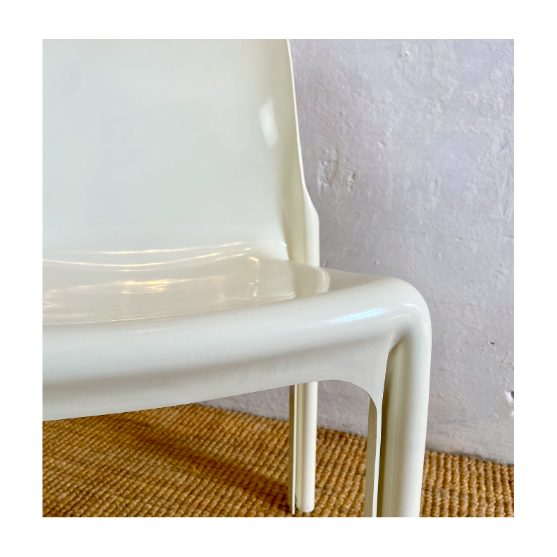Chaise vintage Selene de Vico Magistretti pour Artemide