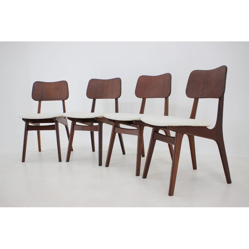 Conjunto de 4 cadeiras de jantar em teca vintage modelo 74 por Ib Kofod-Larsen, Dinamarca Anos 60