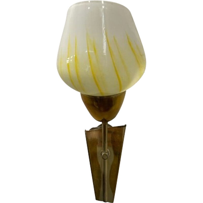 Vintage Art Deco Wandlampe aus Milchglas und Messing