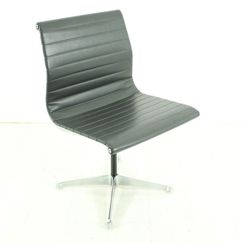 "EA101" armchair by Eames for Herman Miller - 1960s