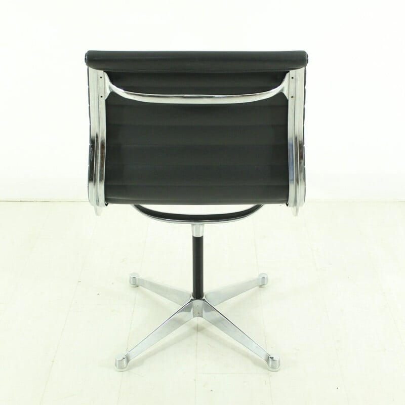 Fauteuil "EA101" par Eames pour Herman Miller - 1960