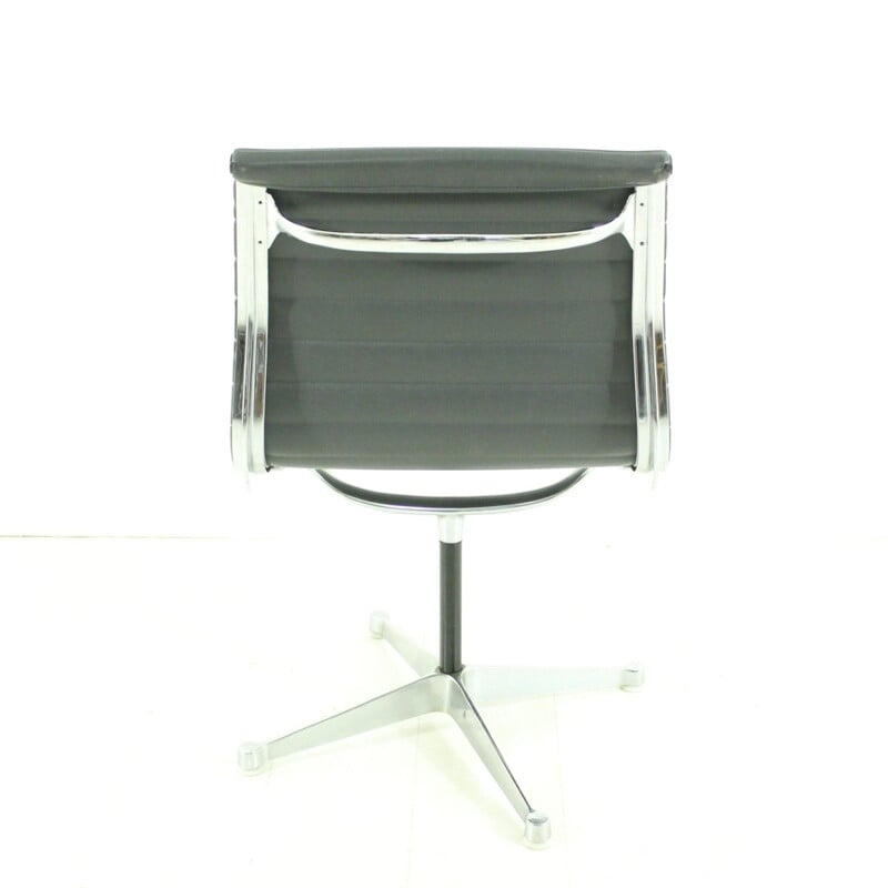 "EA101" swivel armchair by Eames for Herman Miller - 1960s