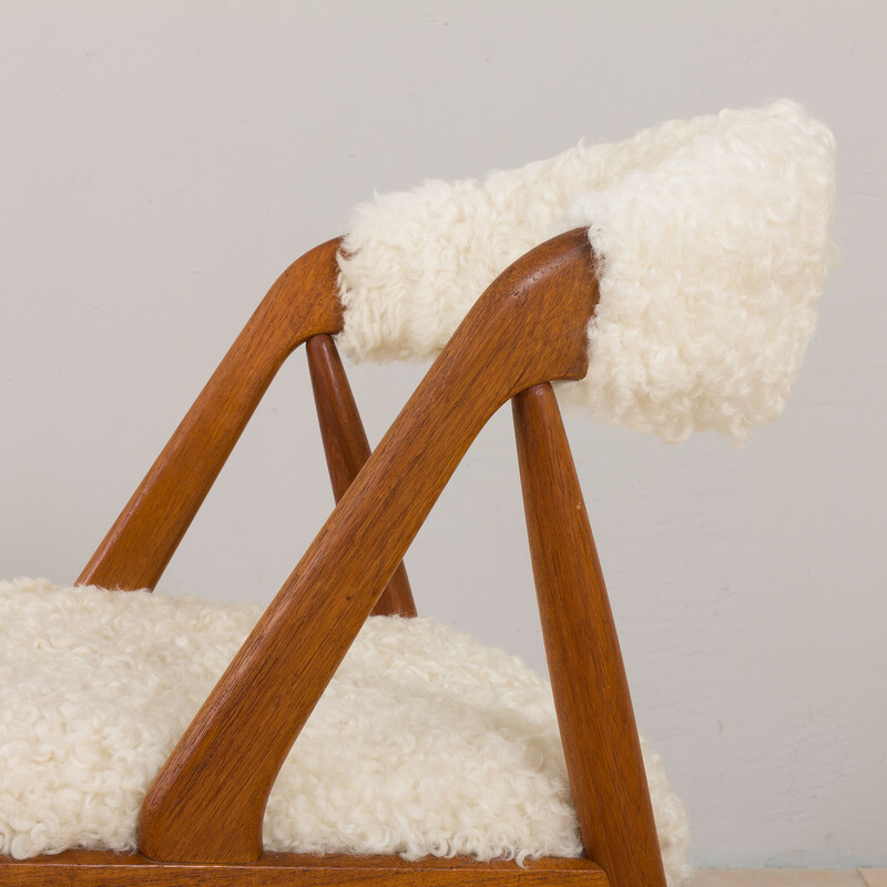 Danish vintage chair model 31 in natural sheepskin upholstery by Kai Kristiansen, 1960s