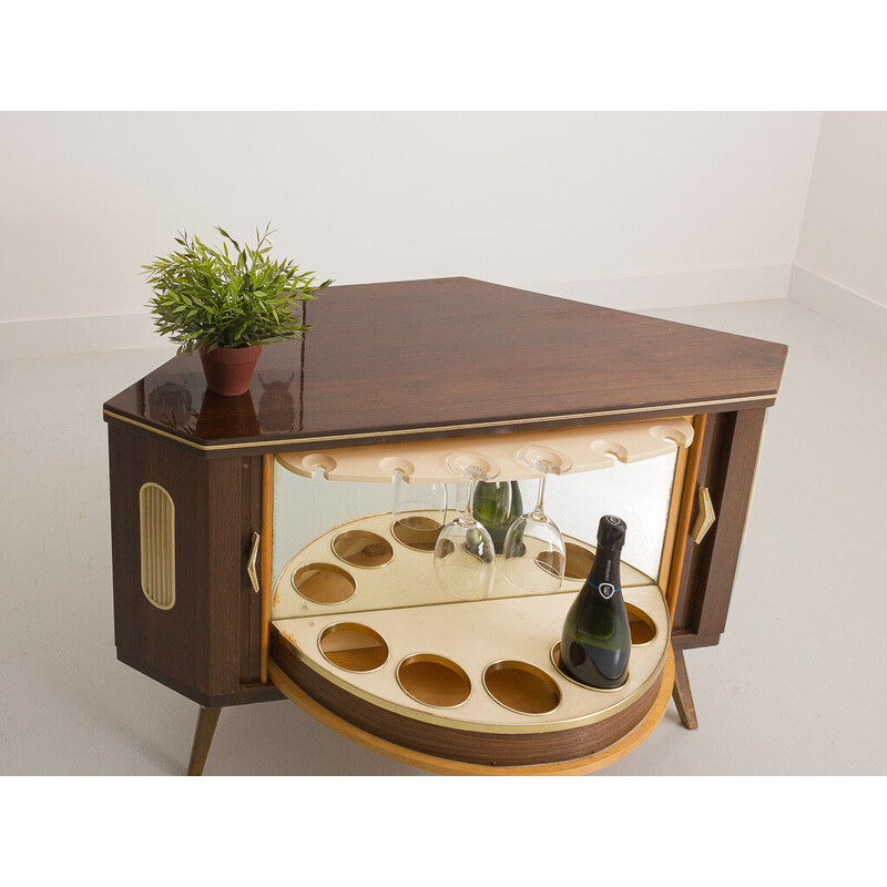 Mobili bar vintage con rotelle