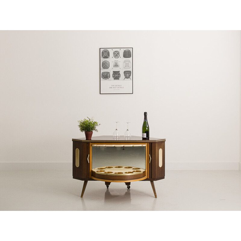 Mueble bar vintage con ruedas