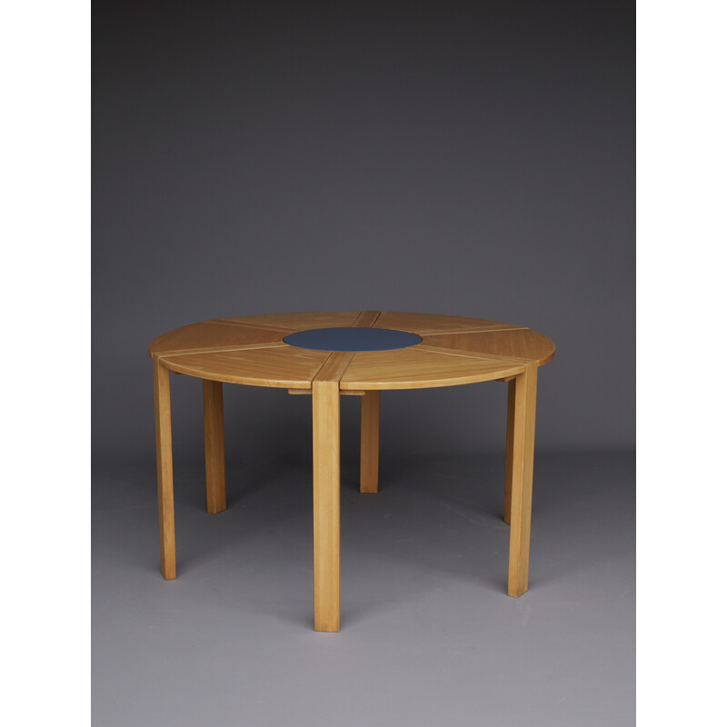 Table vintage en hêtre et en bois laqué par Richard Nissen pour Nissen, Danemark 1970