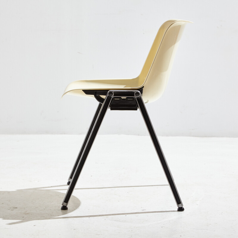 Vintage "Modus Sm 203" stackable plastic armchair by Osvaldo Borsani for Tecno, 1980s