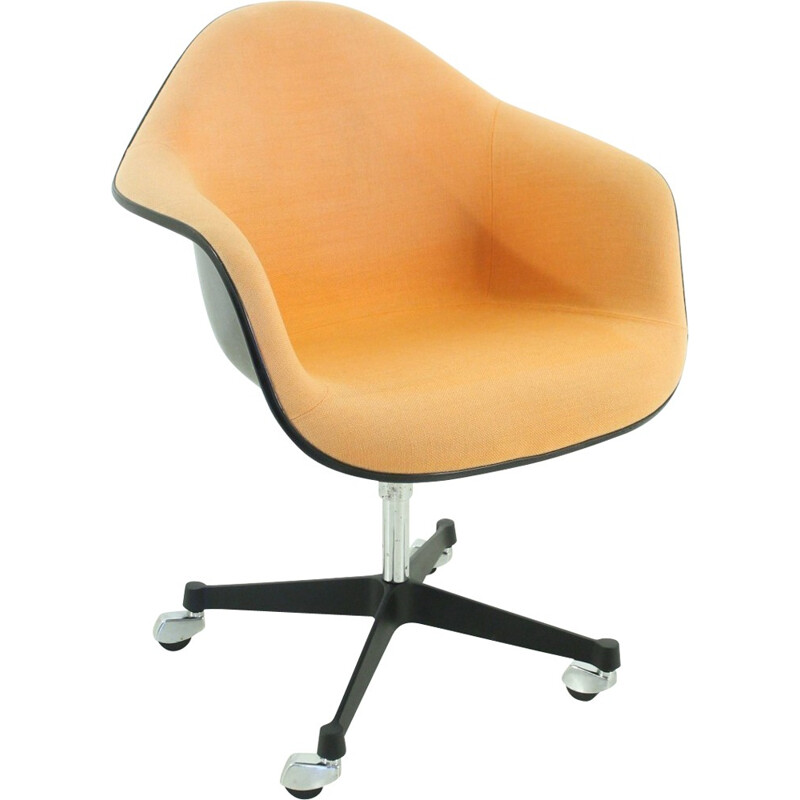 Desk chair by Eames for Herman Miller terracotta color - 1960s