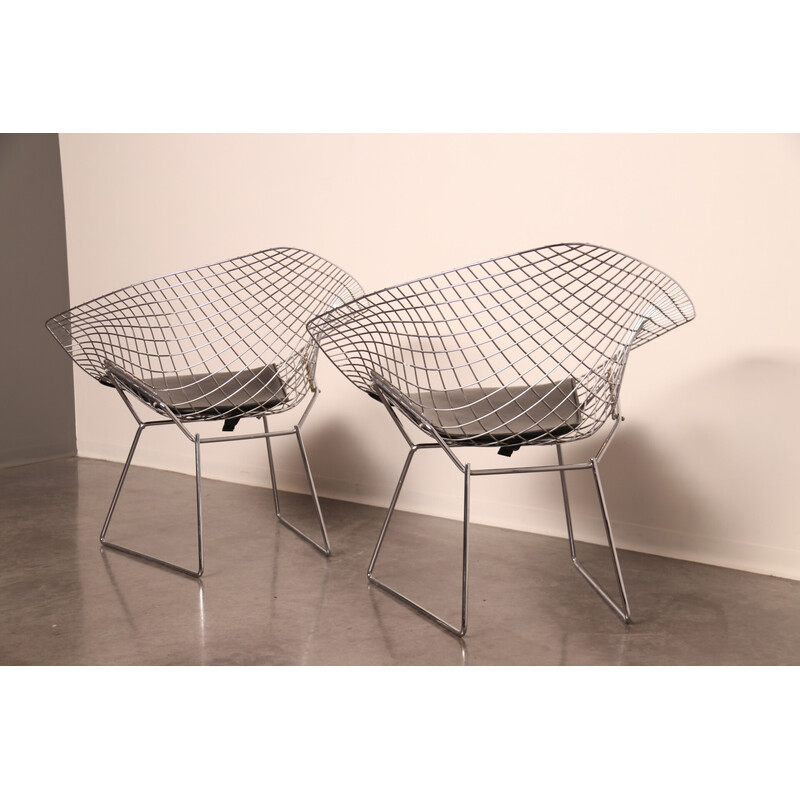 Pair of vintage "Diamond" armchairs by Harry Bertoia for Knoll, US 1960s