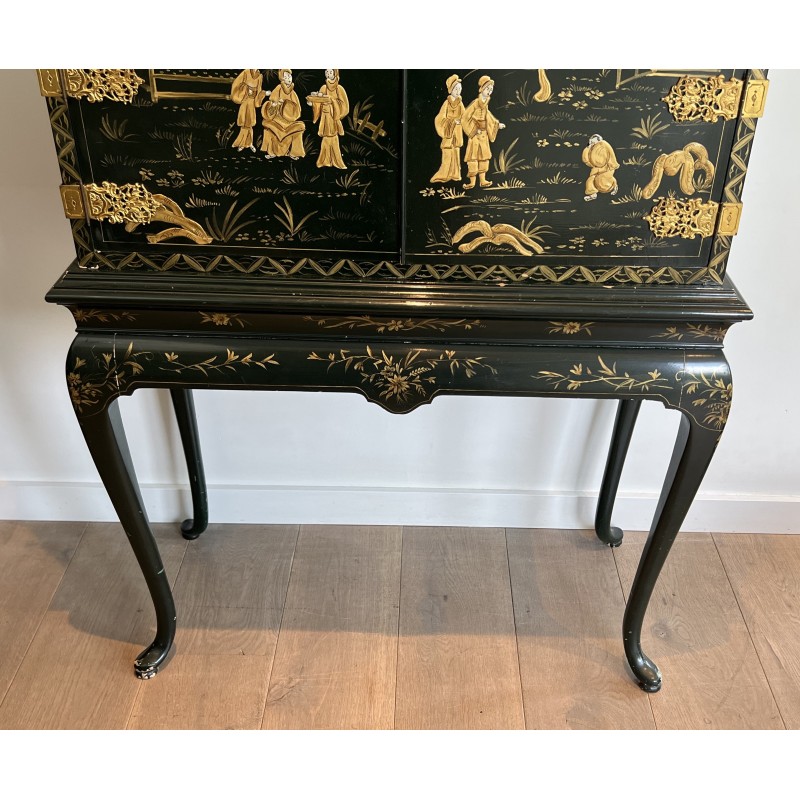 Vintage display cabinet in Chinese lacquer and gilding, France 1940