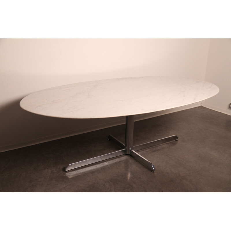 Vintage oval table in arabescato marble by Florence Knoll for Roche Bobois, France 1960