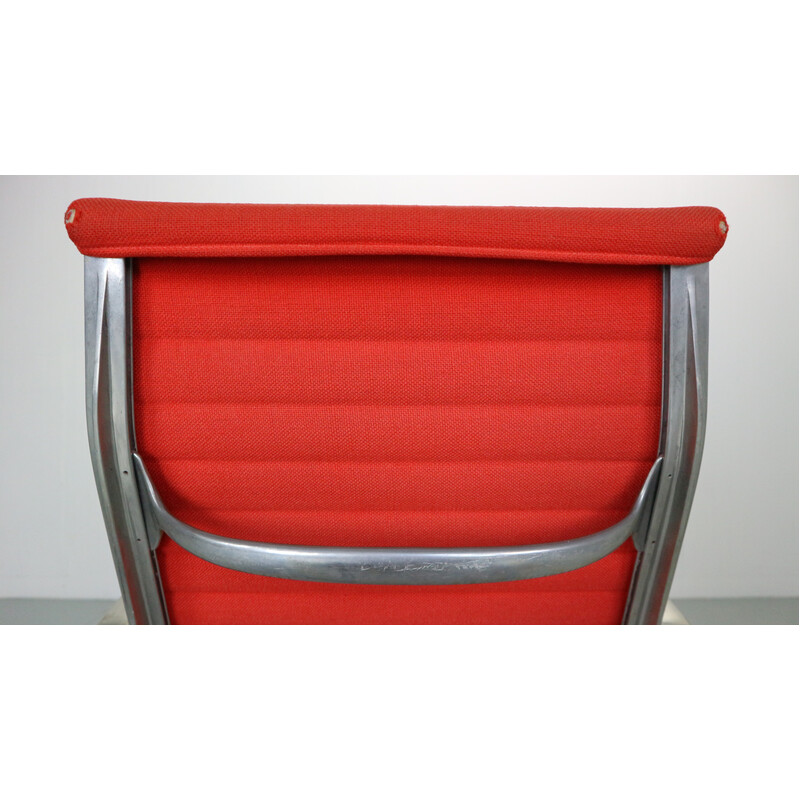 Vintage "Ea 116" Hopsack red office swivel armchair by Charles Eames for Vitra, 1980