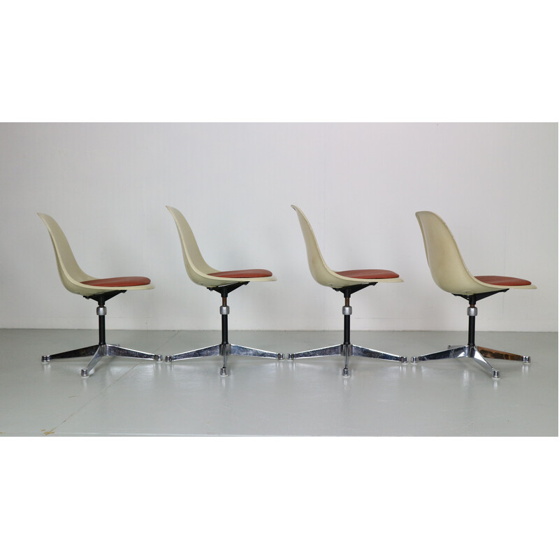 Ensemble de 4 chaises vintage Contract Base de Charles et Ray Eames pour Herman Miller, 1960