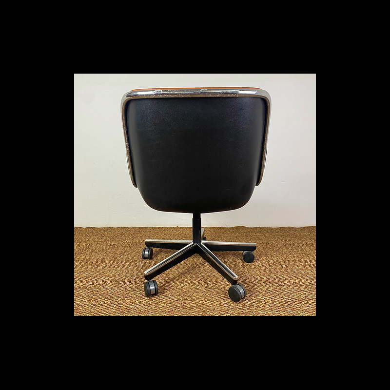 Vintage executive armchair by Pollock for Knoll