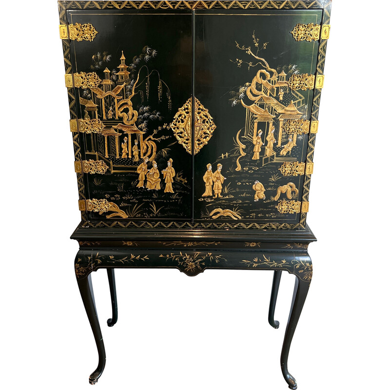 Vintage display cabinet in Chinese lacquer and gilding, France 1940