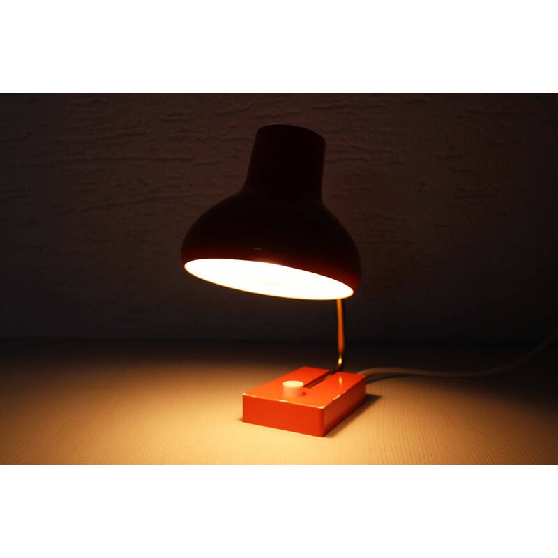 Vintage-Lampe aus orangefarbenem Metall und Messing, 1960-1970
