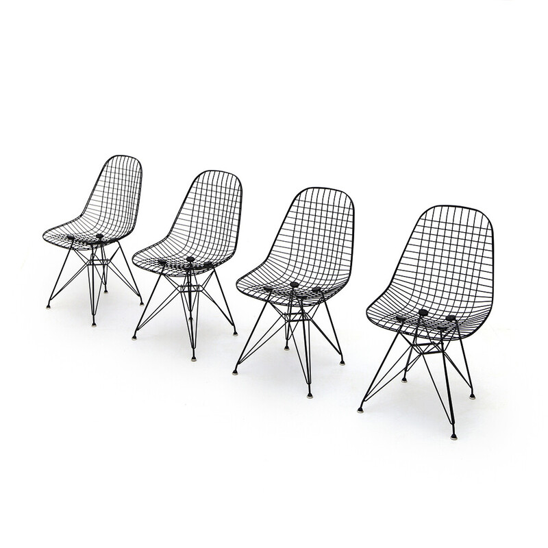 Satz von 4 "Wire Chair"-Stühlen von Charles und Ray Eames für Herman Miller, 1970er Jahre