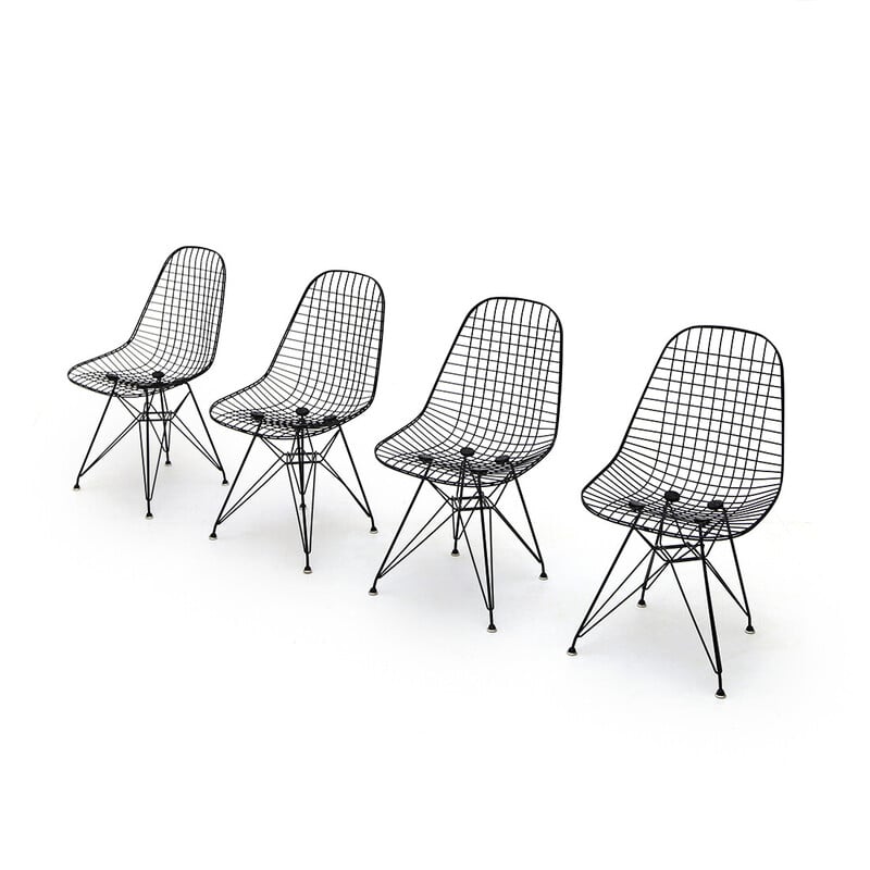 Set van 4 vintage "Wire Chair" stoelen van Charles en Ray Eames voor Herman Miller, 1970.