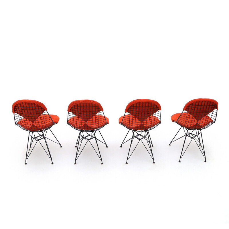 Satz von 4 "Wire Chair"-Stühlen von Charles und Ray Eames für Herman Miller, 1970er Jahre