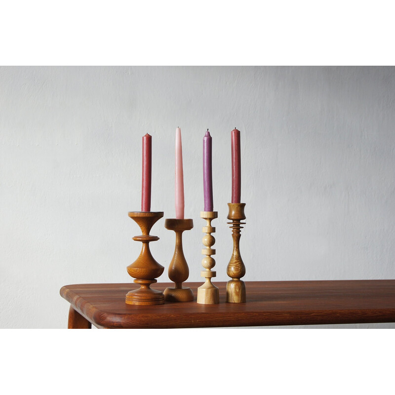 Juego de 4 candelabros vintage escandinavos de madera