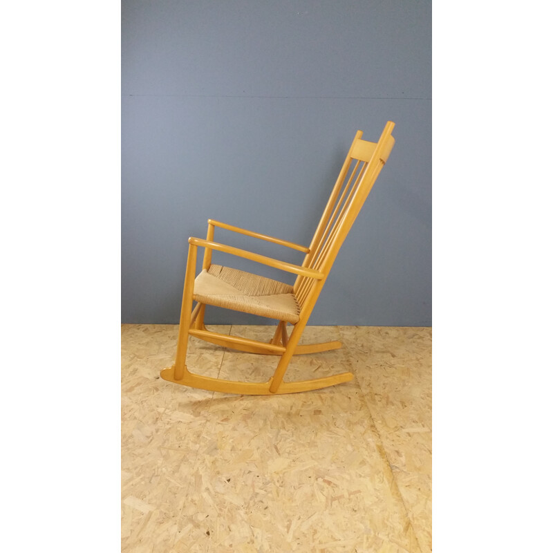J16 Rocking Chair by Hans Wegner for Kvist Mobler - 1970s